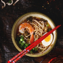 Ramen de camarón